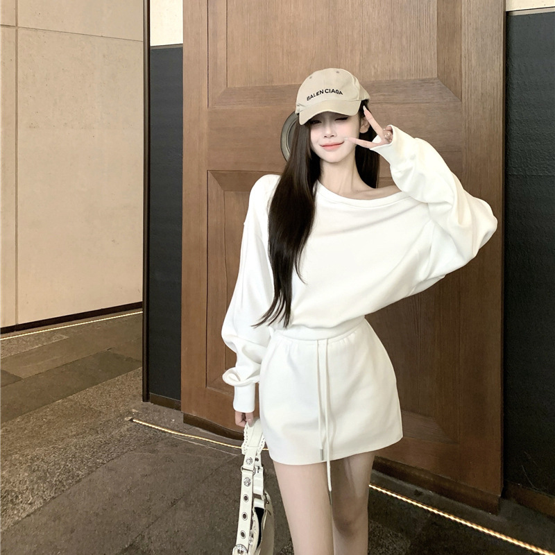 ｜Two-Piece Set｜American Loose Casual Slant Collar Long-Sleeved Top for Women with Drawstring High Waist Slimming Look Pleated Skirt Set