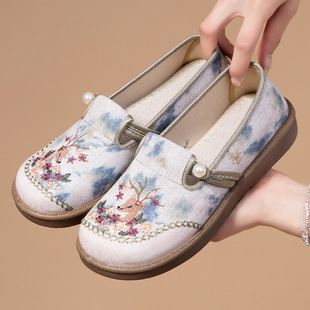 Shoes for Women, Versatile New Summer Ethnic Style Embroidered Shoes, Hanfu Shoes, Mom Casual Shoes, Old Beijing Cloth Shoes for Women