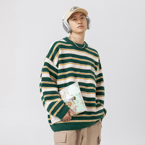 Striped heavyweight chunky-knit sweater for men—autumn/winter, retro contrast-color design, Japanese-style crewneck knit jacket