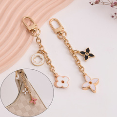 Wholesale bags, chain bag straps, bag chain decorations, hanging chain, clover element bag, hanging ornament, hardware accessories