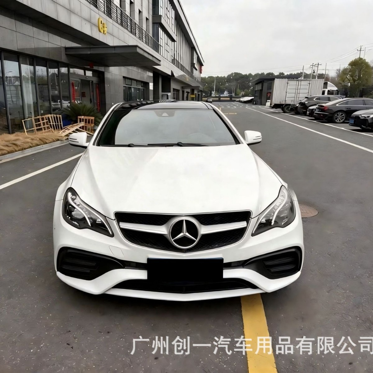 Mercedes-Benz W207 Old Model Modified to New E63 Large Body Kit with Front and Rear Bumpers, Sports Version Modification Kit