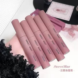 唇釉;腮红、胭脂;眼影