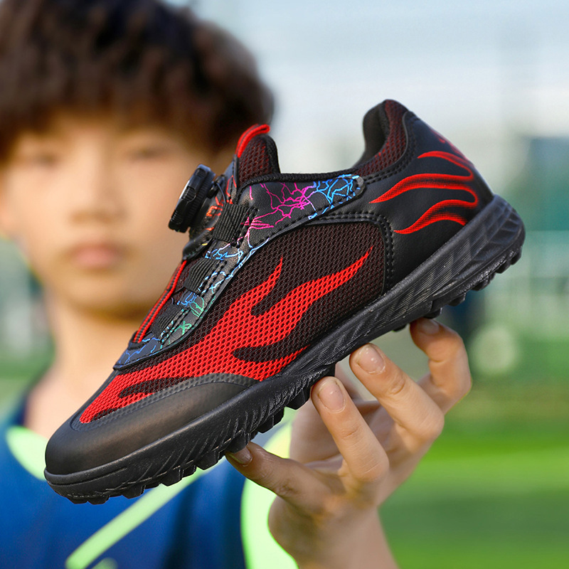 Tenis de Fútbol Transpirables para Niños de Malla y Caucho image 8