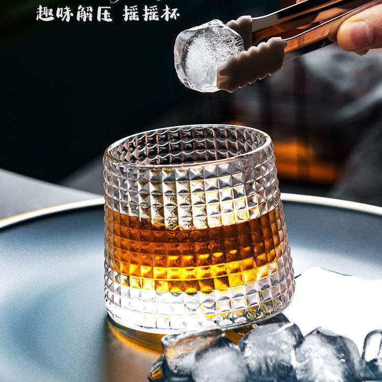 方格旋转杯