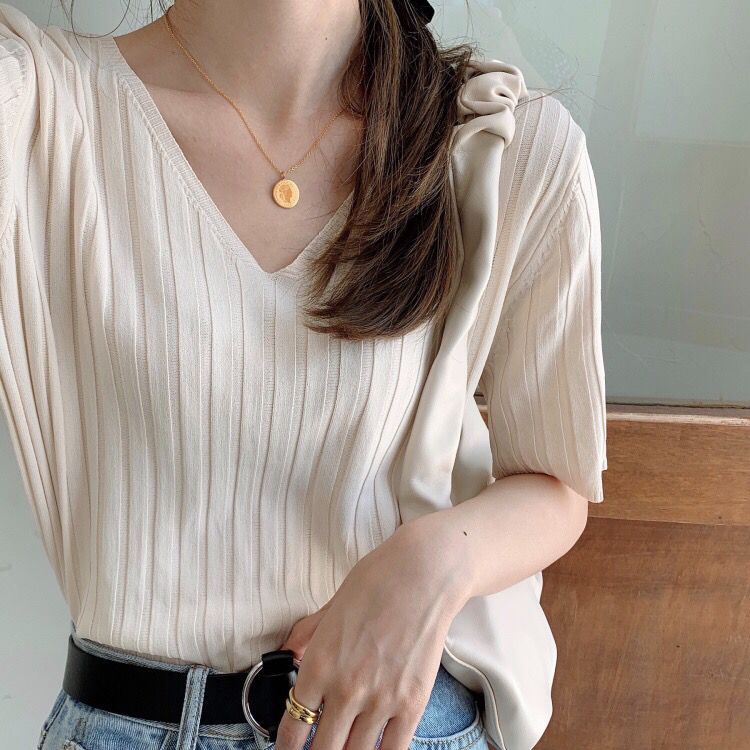 哺乳衣外出夏季新款纯色V领坑条冰丝针织短袖T恤女产后喂奶衣上衣