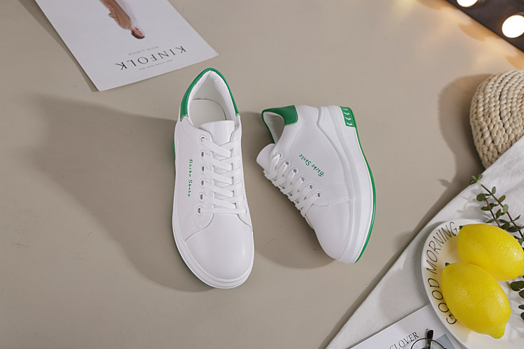 Baskets basses femme blanches compensées imperméables antidérapantes_voghion.com