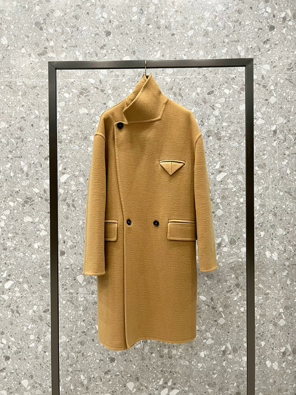 両面のカシミヤコートを卸売りしています。|undefined