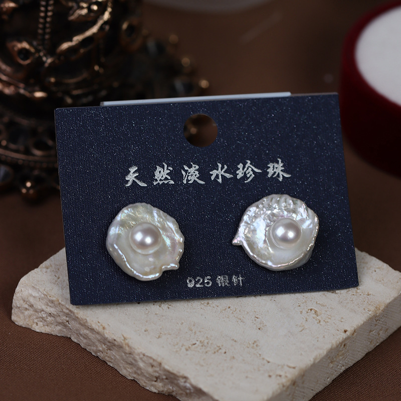 花瓣耳钉.jpg