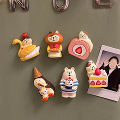 Creative Baked Cat Magnetic Refrigerator Magnet Cute Three-dimensional Cartoon Ice Cream Decoration Magnet Dessert Table Ornament