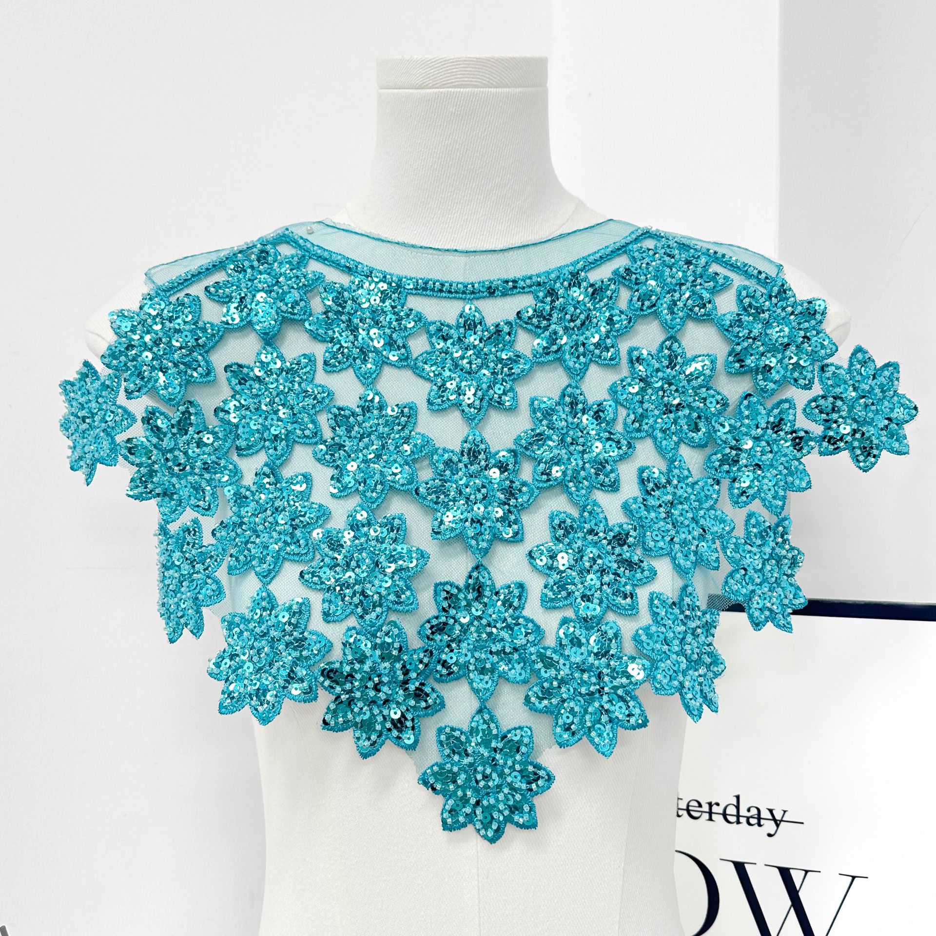 Falso cuello versátil nuevo vestido vestido vestido vestido de baile collar delantero flores agujeradas bordadas accesorios multicolores image 15