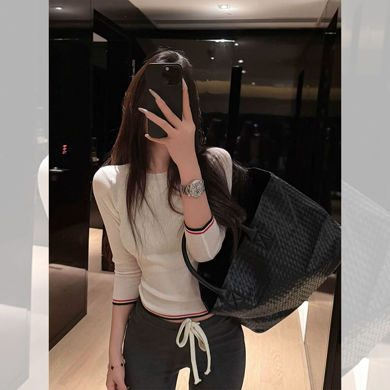 小个子白色圆领正肩针织打底衫女早秋高级感气质毛衣内搭长袖上衣|undefined