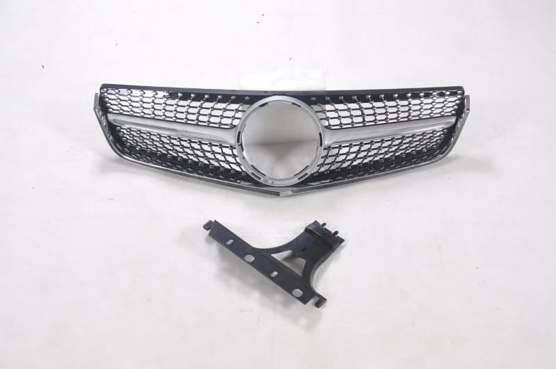 Suitable for 09-13 W207 Mercedes-Benz Ecoupe Modified Amg Gypsophila Gt Mid-Grid Water Tank Cover Grille