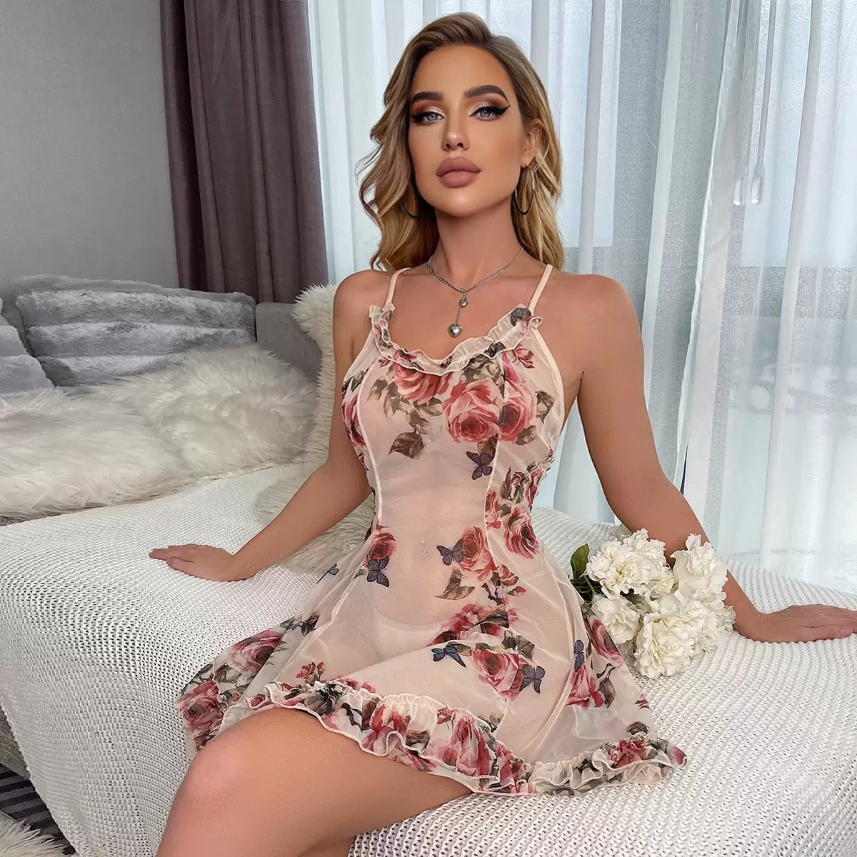 跨境货源欧美外贸情趣内衣性感女式碎花蕾丝透视诱惑吊带睡裙W660