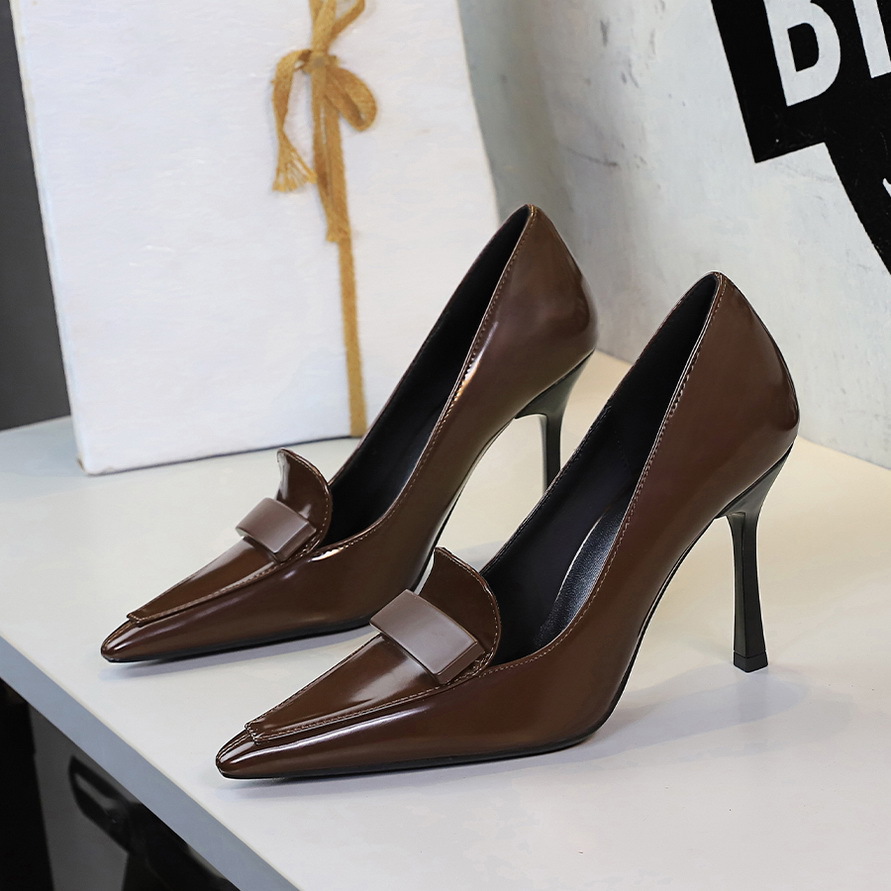 Elegant Women's Stiletto Heel Pumps With Pointed Toe Design_voghion.com
