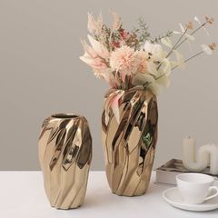 European ceramic vase ornaments, living room flower arrangement, light luxury decoration, TV cabinet, coffee table, desktop, home flower arrangement, flower arrangement