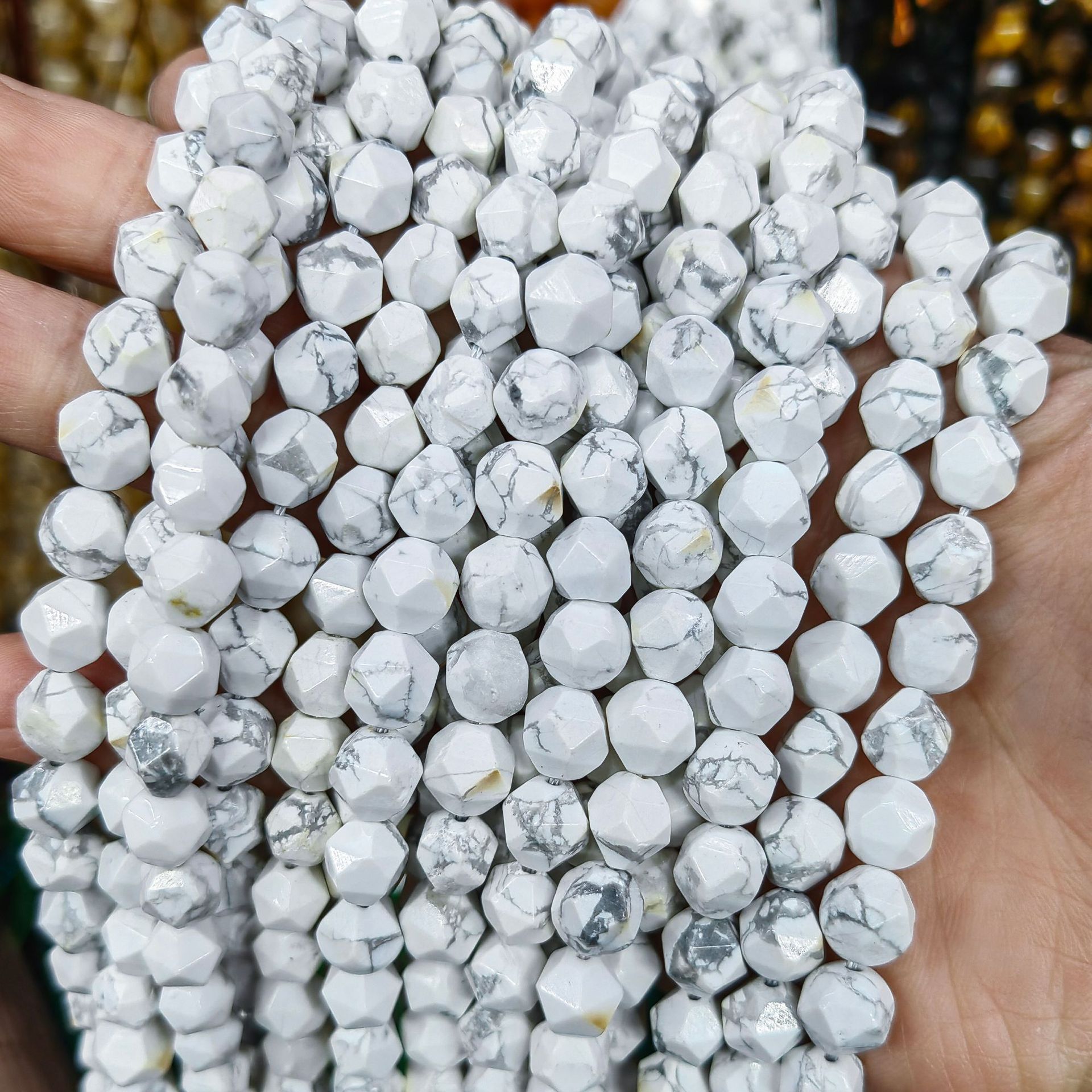 Piedra natural cristal natural 20 cara corte de diamante facetado cuentas a granel semiacabadas joyería DIY accesorios de cuentas