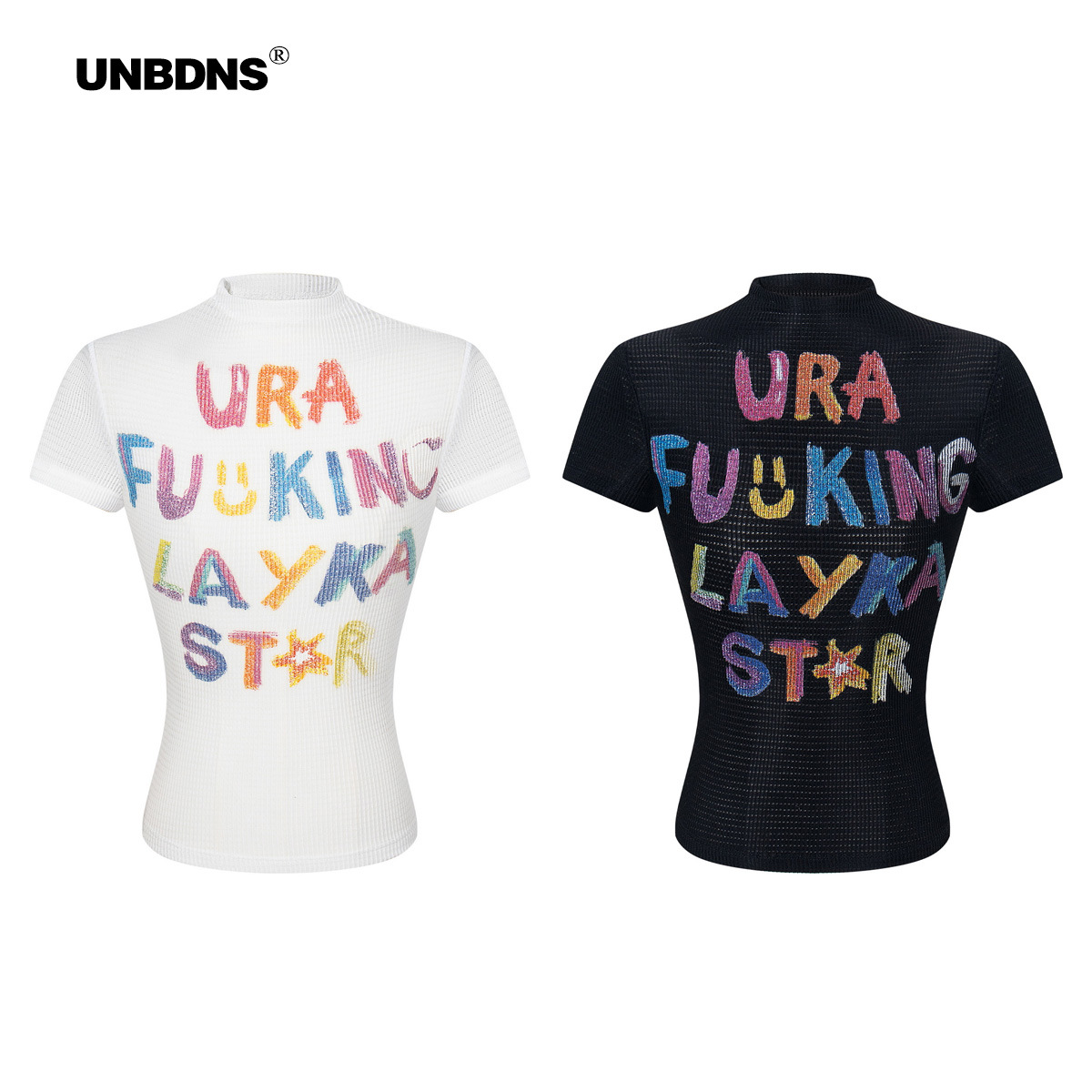 UNBDNS 스타들과 같은 스타일의 아메리칸 그래피티 스타일 블랙 레터링 핫걸 아메리칸 스윗앤스파이시 플리츠 티셔츠 숏탑