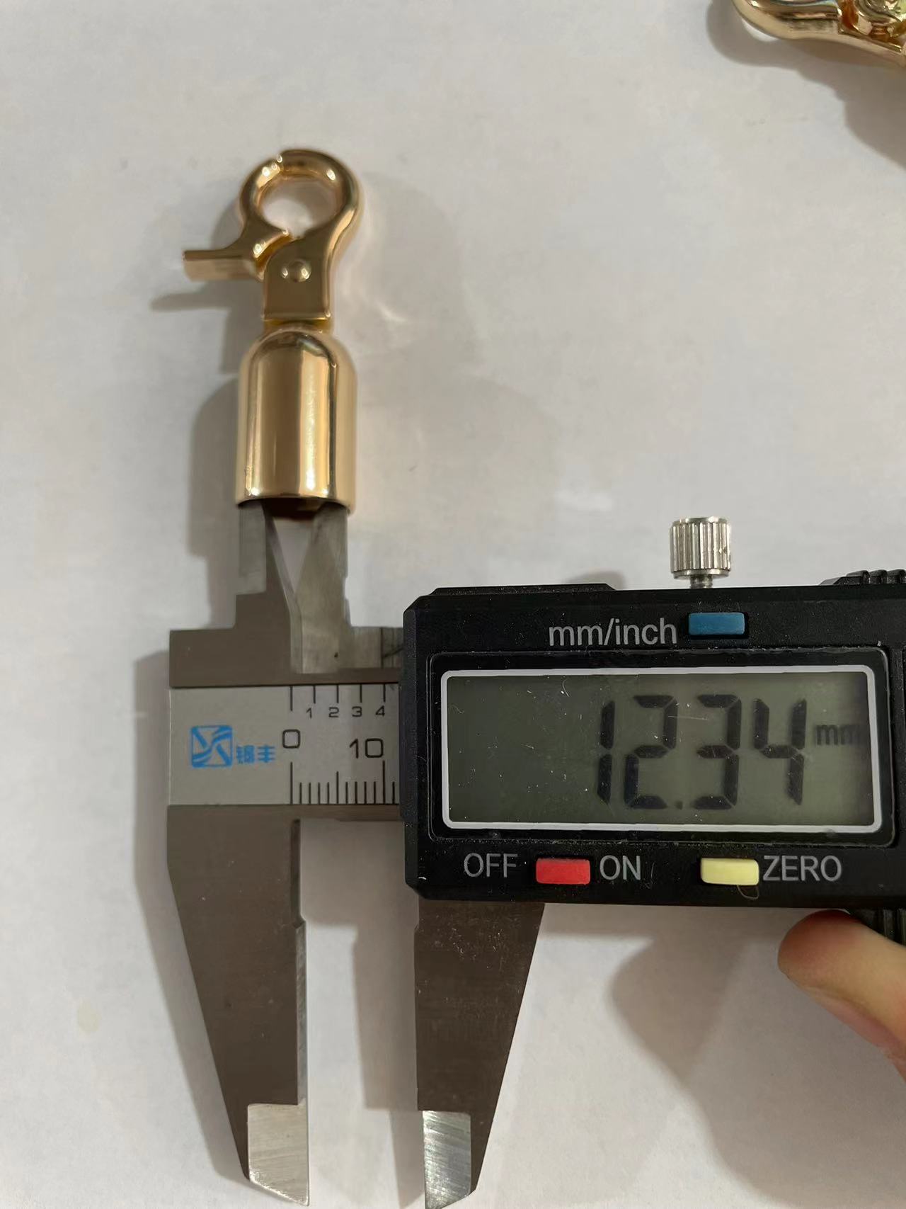 2e2bfb3d-9441-4956-bc30-3e22cd