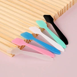 塑料瓶、壶;化妆品包装;塑料桶