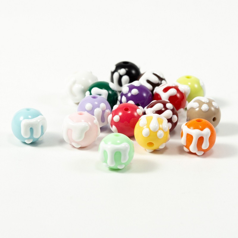 Transparent beads