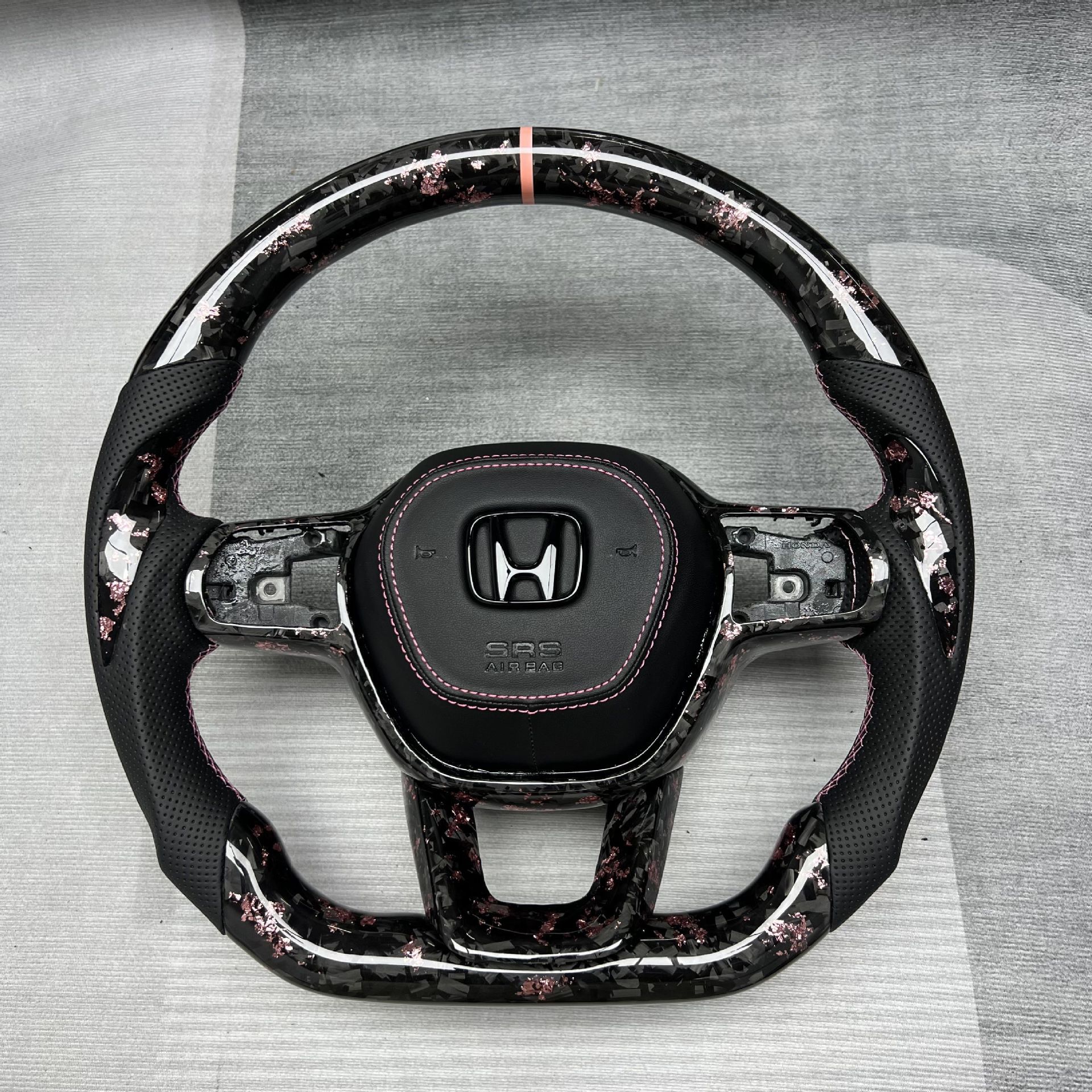 Carbon fiber steering wheel modification customization is suitable for Honda 11th generation Civic car interior steering wheel processing