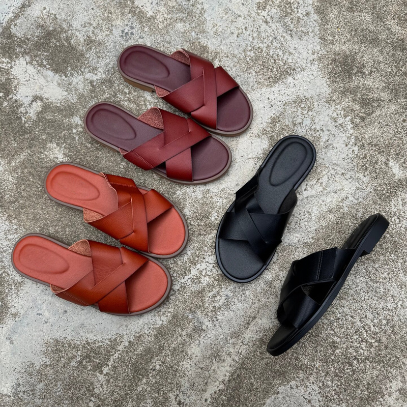 Foreign Trade Cross-Strap Flat Roman Sandals for Women, Suitable for Outdoor Wear, Summer Beach Sandals, Soft-Soled Slide Sandals Foreign Trade Cross-Strap Flat Roman Sandals for Women, Suitable for Outdoor Wear, Summer Beach Sandals, Soft-Soled Slide Sandals