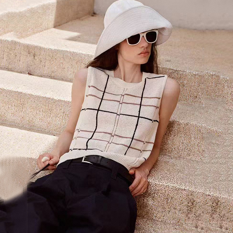 Summer New Style French Color-Blocking Striped Knit Vest with Sequins and Silk Linen Knit Tank Top for Women Summer New Style French Color-Blocking Striped Knit Vest with Sequins and Silk Linen Knit Tank Top for Women