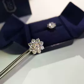 K金手饰;铂金/PT手饰;K金项饰