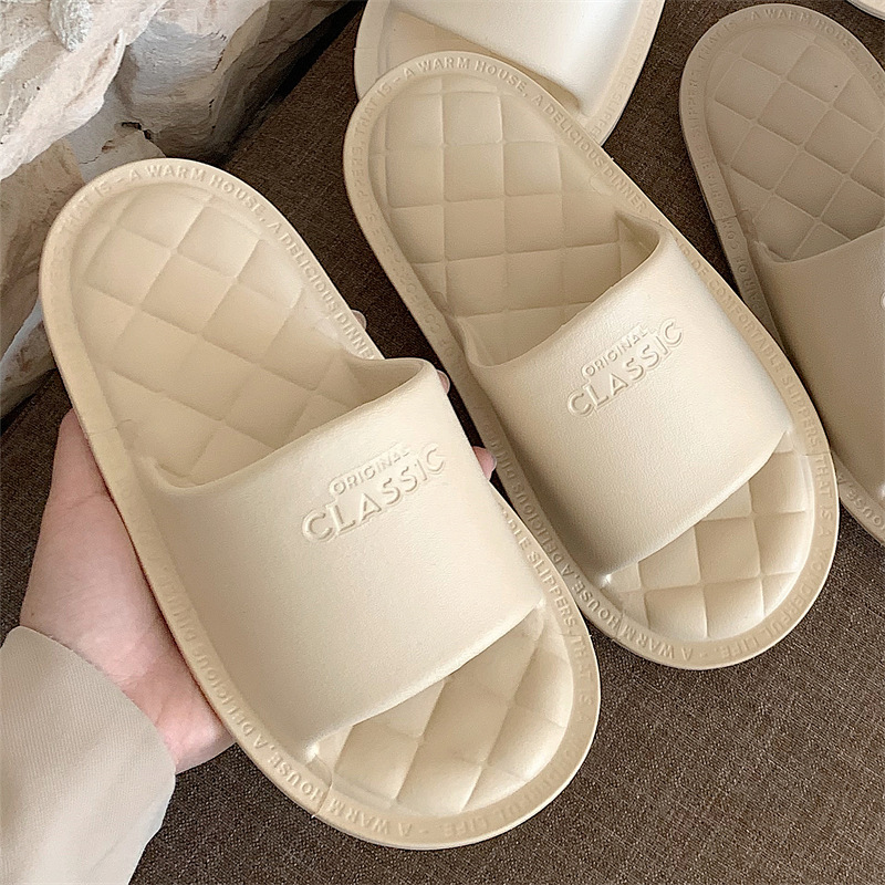 Soft Bottom Slip-on Feeling Home Bedroom Floor Slippers New Comfortable and Personalized Simple Rhombic Bottom Summer Slippers for Women Soft Bottom Slip-on Feeling Home Bedroom Floor Slippers New Comfortable and Personalized Simple Rhombic Bottom Summer Slippers for Women