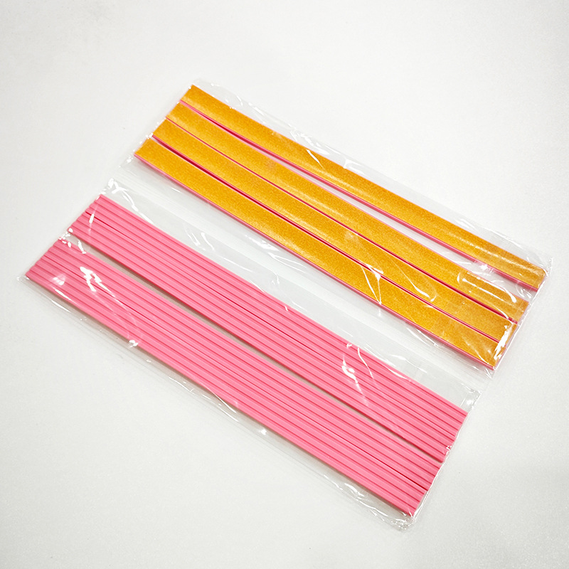 荷物保護カバー、騒音低減、耐摩耗性、厚みのあるシリコンタイヤカバー、粘着性の裏地付きスーツケースホイール保護カバー