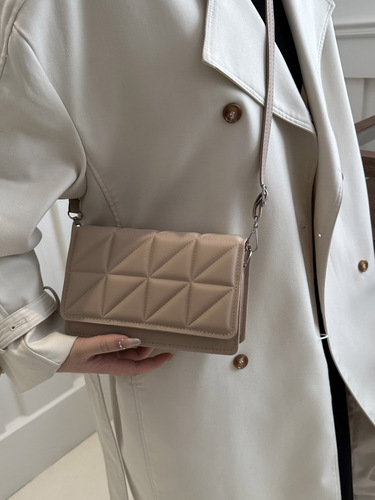 Designer Grid Bag for Women, 2024 New Trend, Versatile and Fashionable Small Square Shoulder Bag for Women, Lightweight Luxury Style