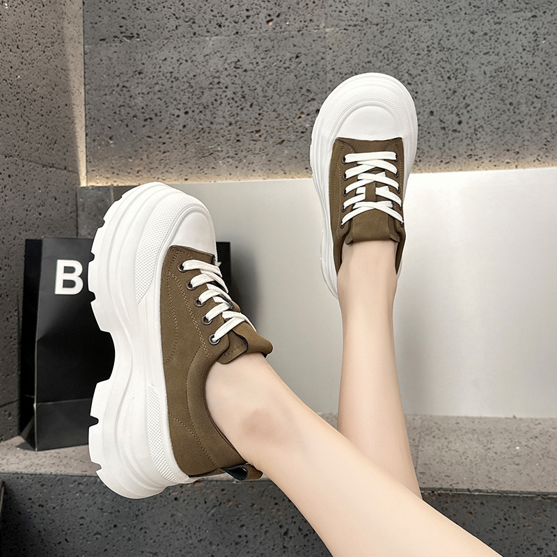 European Style Thick-Soled Height-Increasing White Sneakers for Women, New Autumn and Winter Models, High-Fashion Versatile Trendy Sneakers for Petite Women