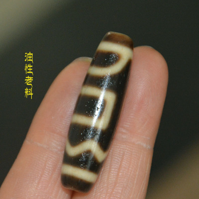 natural Tibet Dzi Authenticity Weathering Chalcedony Shale Old material Pendant clavicle men and women quality goods