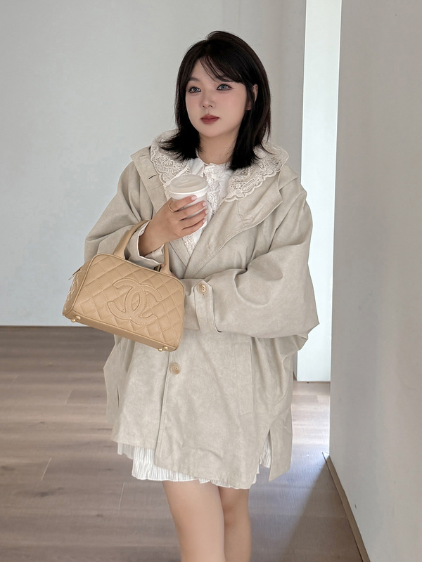 伊诺大码女装蕾丝假两件斗篷风衣2025秋宽松休闲中长款外套323219|undefined