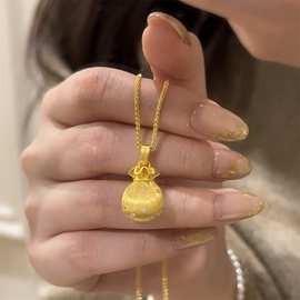 小红书爆款拉丝小福袋项链爆闪点钻小钱袋女高级感锁骨链一件代发