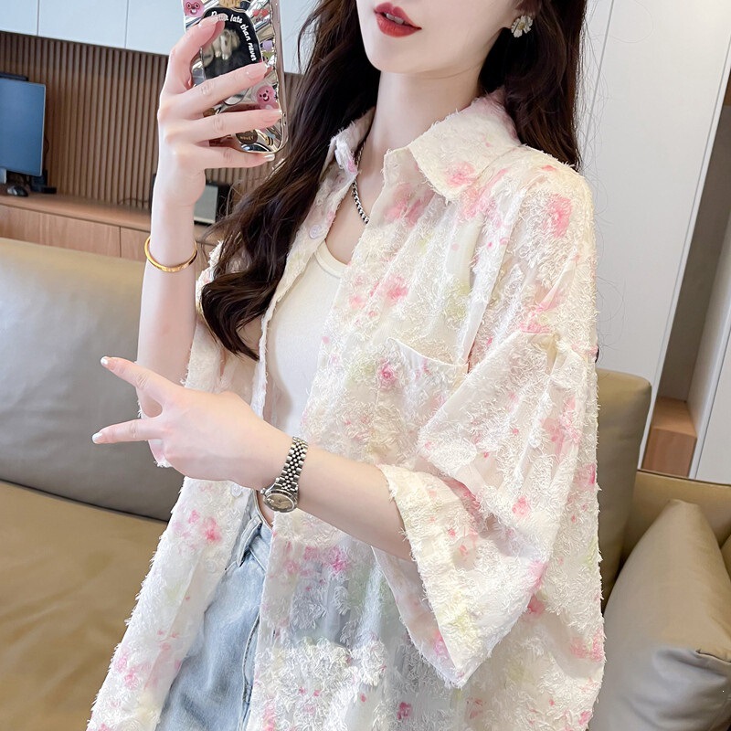 Ice Silk Thin Chiffon Short-Sleeved Shirt for Women Summer 2026 New Loose Large Size Petite Cardigan Shirt Jacket Ice Silk Thin Chiffon Short-Sleeved Shirt for Women Summer 2026 New Loose Large Size Petite Cardigan Shirt Jacket