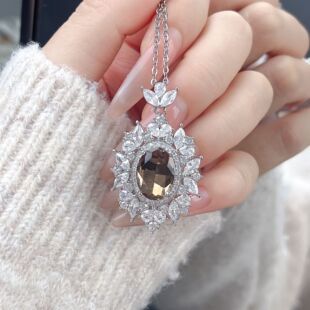�W���L���A�����ӵ��U��肷��Sˮ���ʯ���{����Ů�r�аٴ�