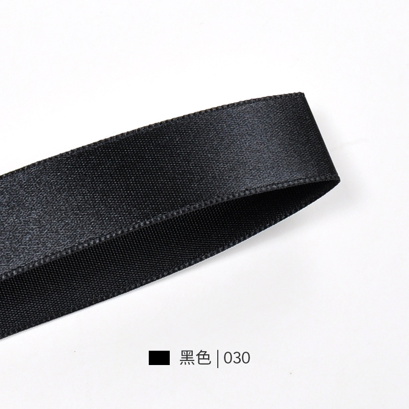 En stock al por mayor 2,8 cm cinta de satén de una sola cara material de embalaje de pastel de cumpleaños cinta de arco al por mayor