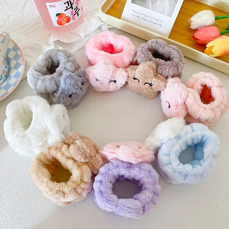 cartoon bracelet for face washing