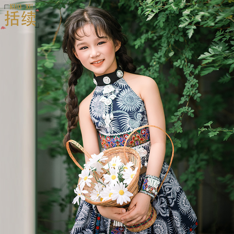 夏季儿童苗疆少数民族蜡染服饰幼儿潮童星模特走秀旅拍苗族表演服