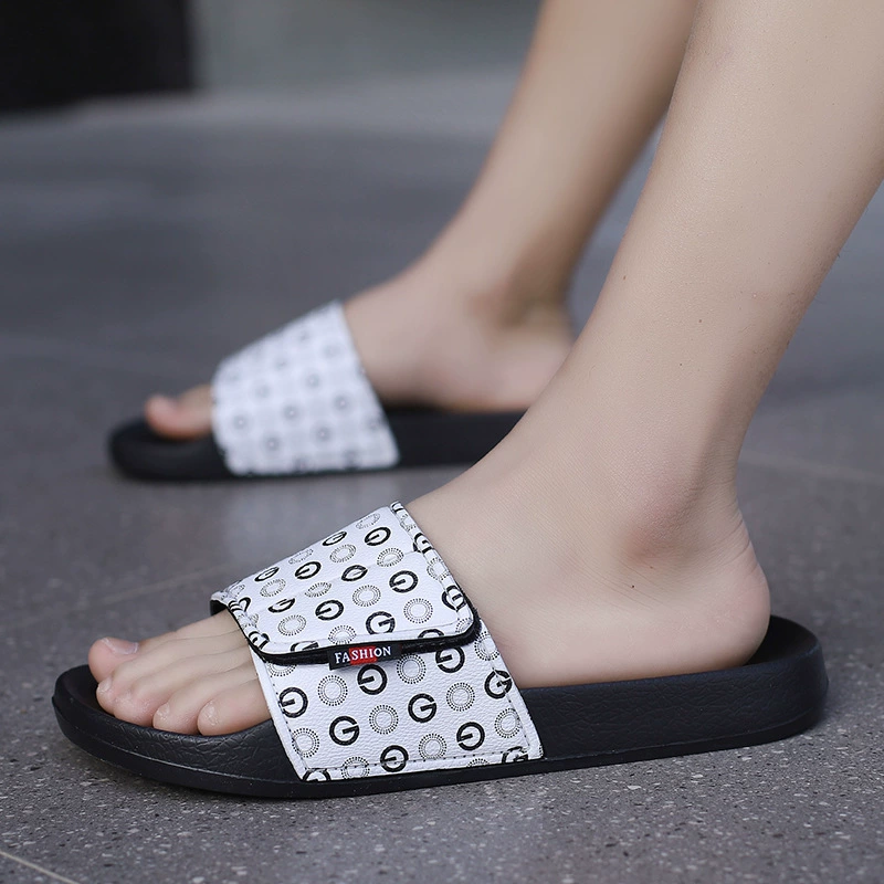 Мужское чувство премиум-класса 2025 Летние новые тапочки, старые цветы, пара круизов, удобные мягкие подошвы, чтобы носить домашнее слово