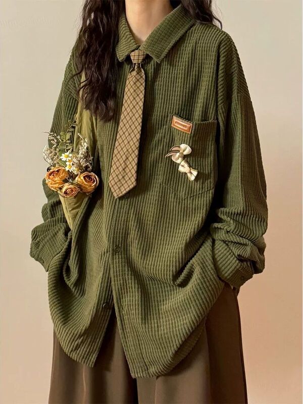 25 New Autumn and Winter American Retro Versatile Commuter Green Thick Warm Shirts with Trendy and Cool Design by Ling Yi Jin