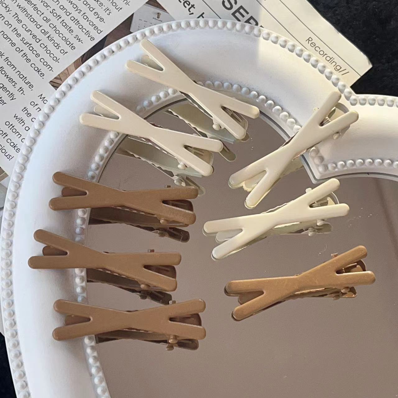 米咖色交叉合金鴨嘴夾ins簡約日韓百搭秋冬髮夾少女劉海邊夾髮飾