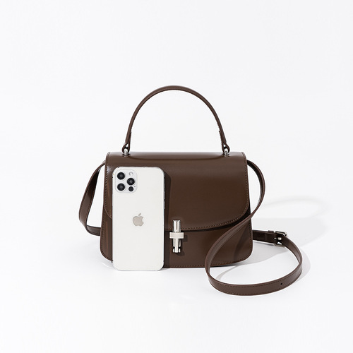 New Retro Leather Accordion Bag Shoulder Bag Hand-held Tofu Square Bag Commute Bag Crossbody Bag Niche Women's Bag