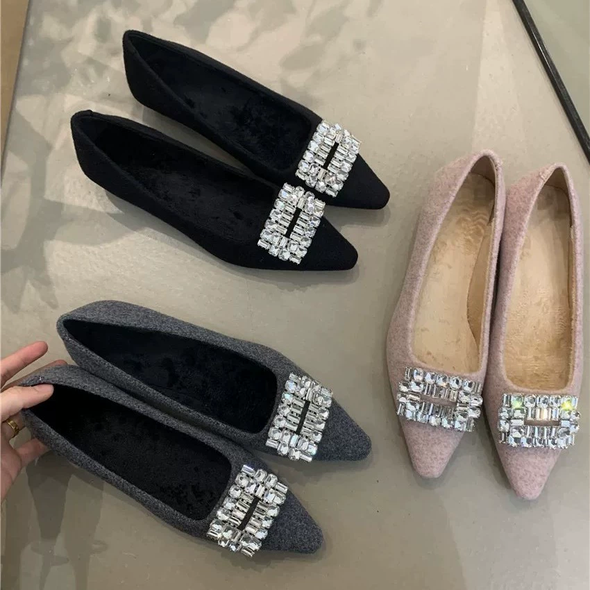 Французские туфли на низком каблуке в ретро стиле с кристаллами rhinestones для женщин 2025 новая ранняя весна плюс бархат темперамент и обувь для езды на работу высокого класса