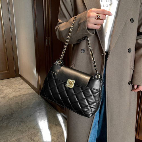 Diamond Chain Versatile Crossbody Large Bag  New Bag Women's Fashion Texture Trendy Autumn and Winter Shoulder Commuting Bag