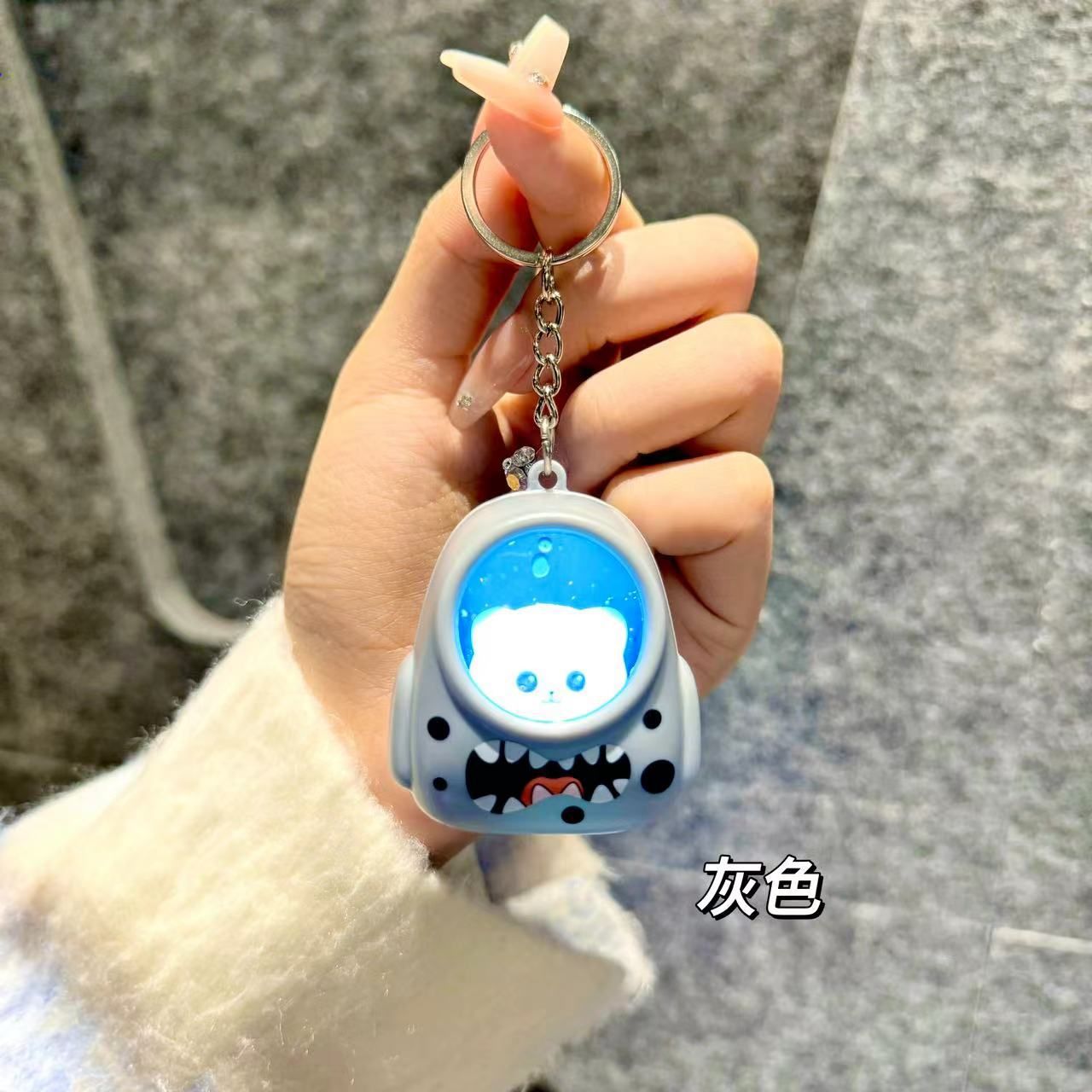 보이스 백팩 베어 펜던트-그레이