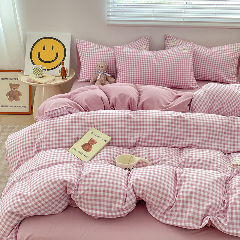 Cama de cuatro piezas A clase madre y bebé dormir desnudos ropa de cama de algodón lavado con agua cubierta cama dormitorio cama de tres piezas