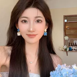 耳环;项链;耳钉