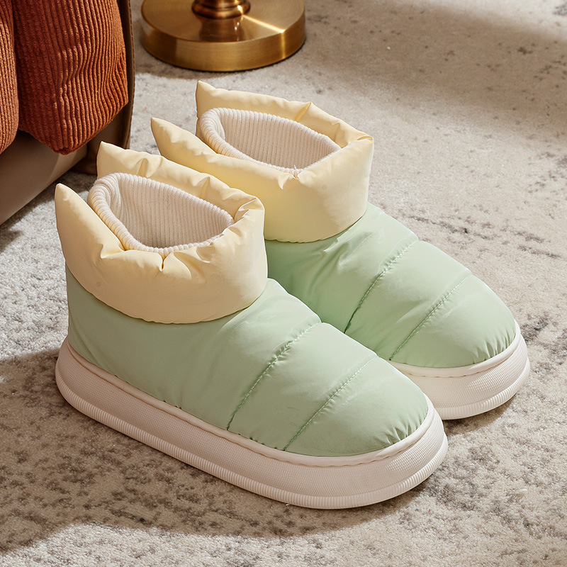 Zapatos de algodón de invierno de alta calidad para mujeres 2024 nuevos tipos de casa caliente con suela gruesa impermeable y antideslizante pareja con botas de nieve para hombres